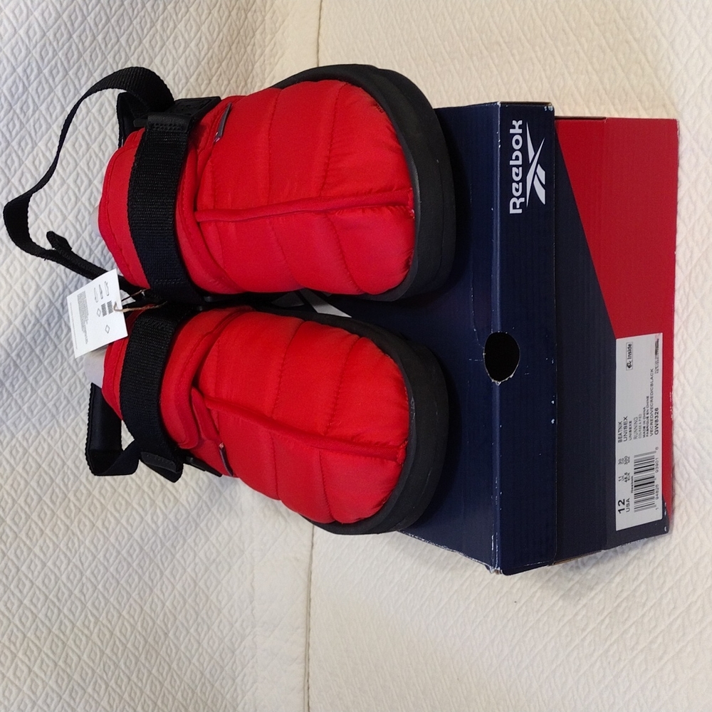 Reebok Beatnik Red Sandal